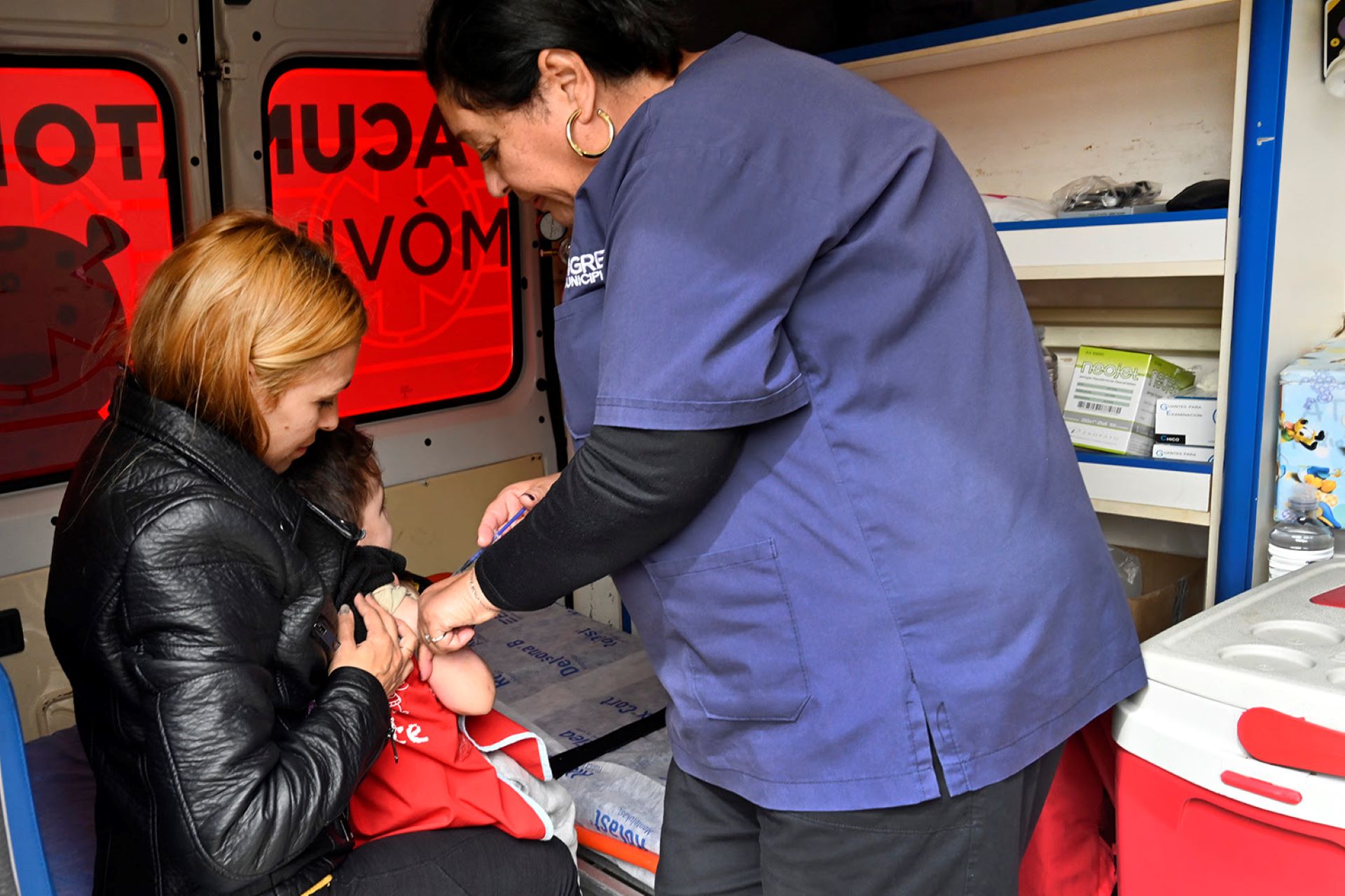  Pusimos en marcha el vacunatorio móvil destinado a niños y niñas del distrito